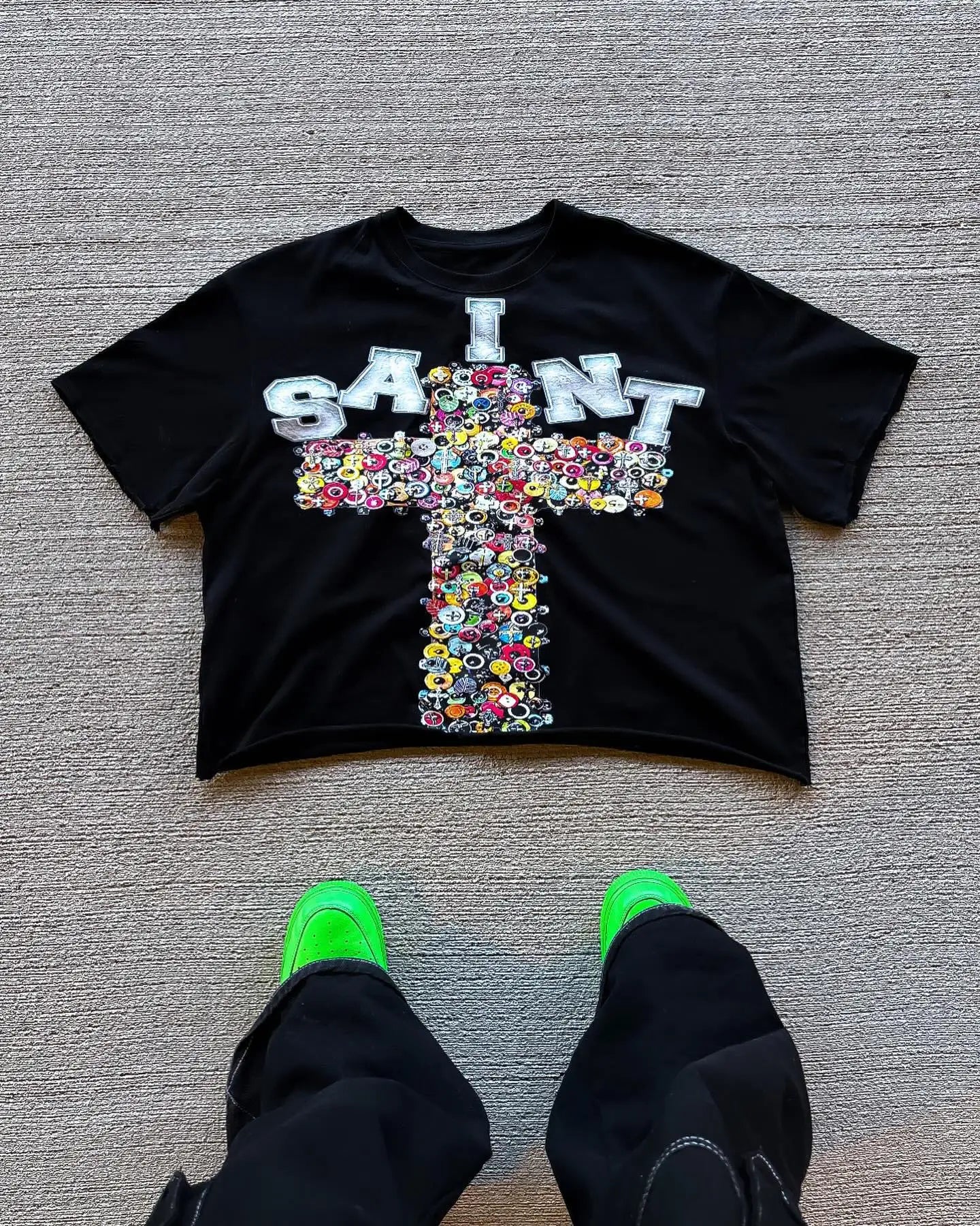 TresFindz Saint Cross Cropped Tee