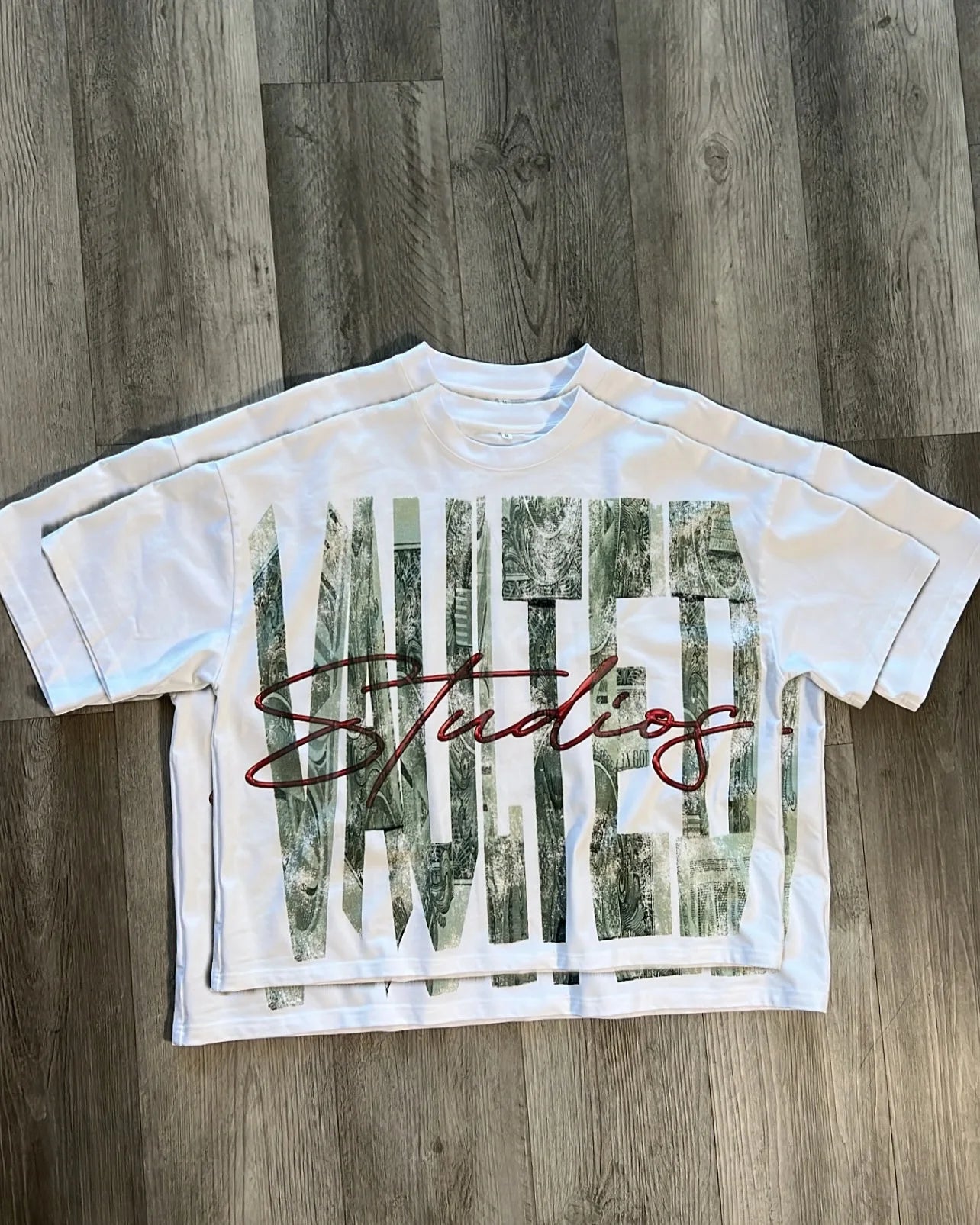 TresFindz Vaulted Studios Cropped Tee