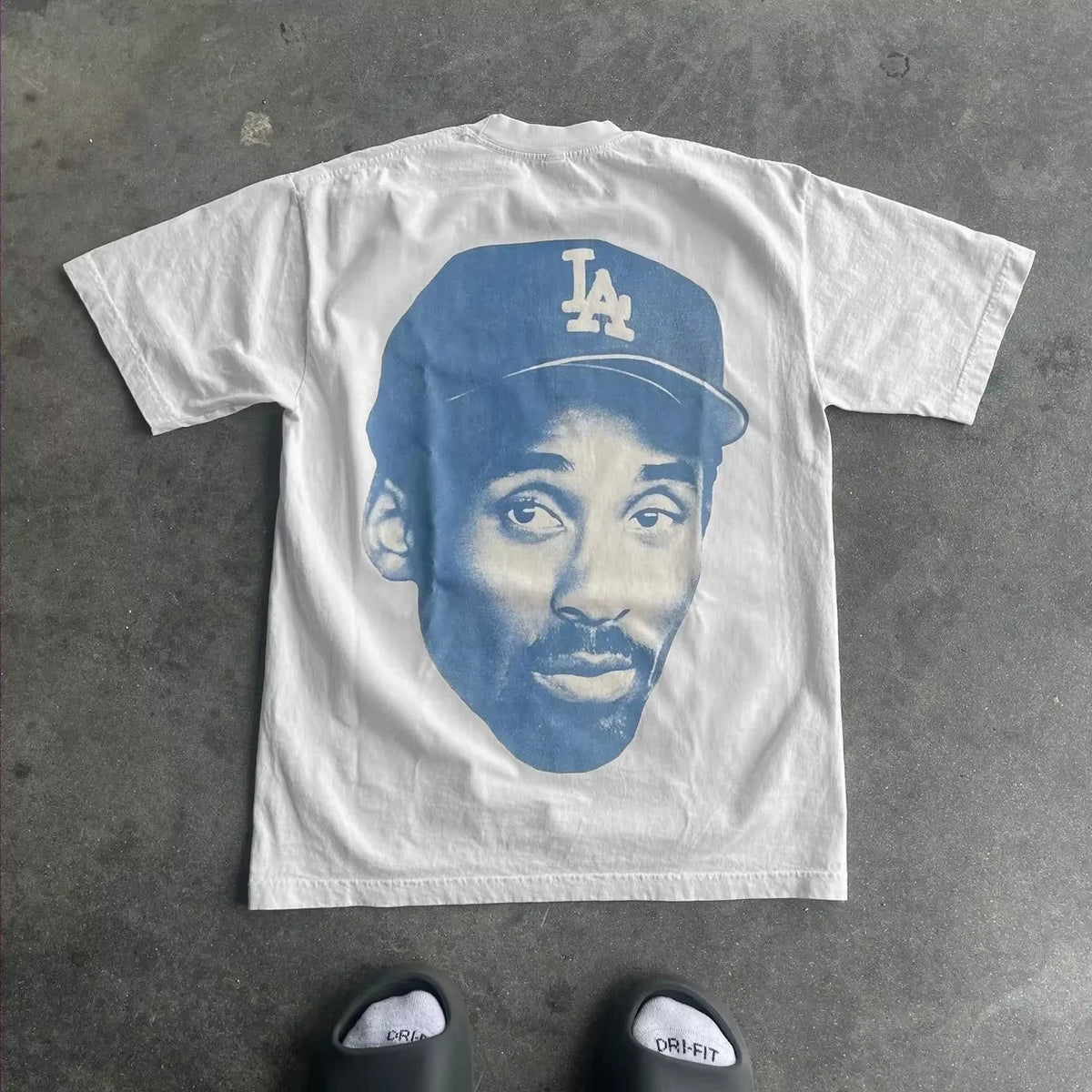 TresFindz Vintage Kobe Bryant Graphic Tee